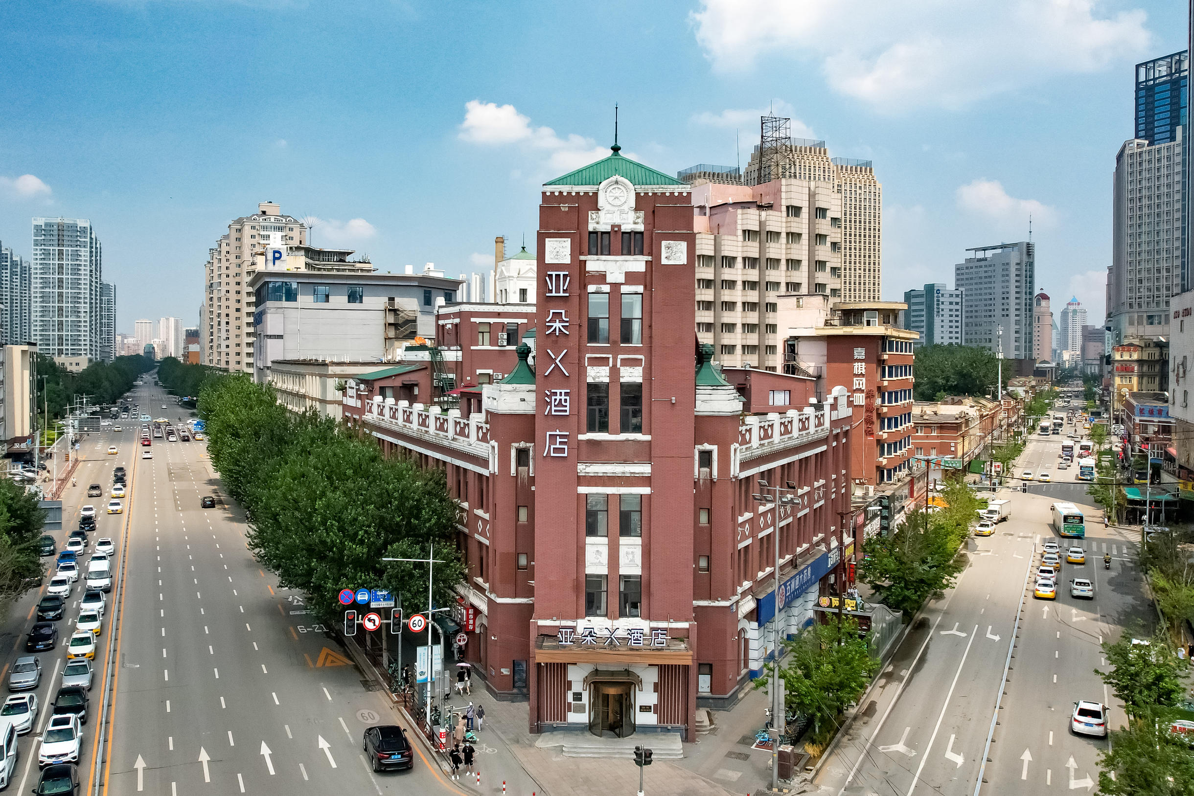 沈阳站东广场亚朵X酒店