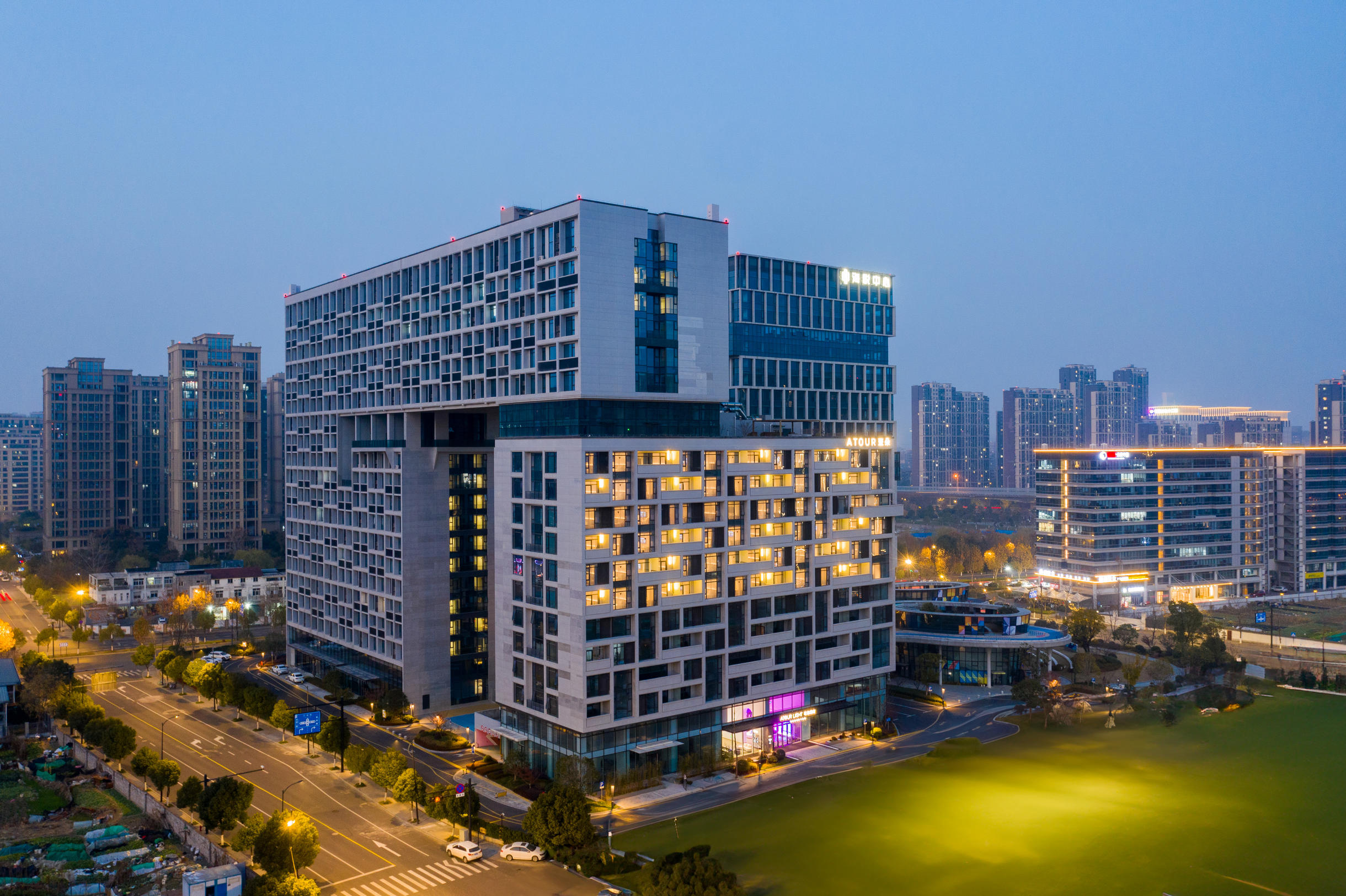 杭州紫金港科技城紫宣路轻居酒店