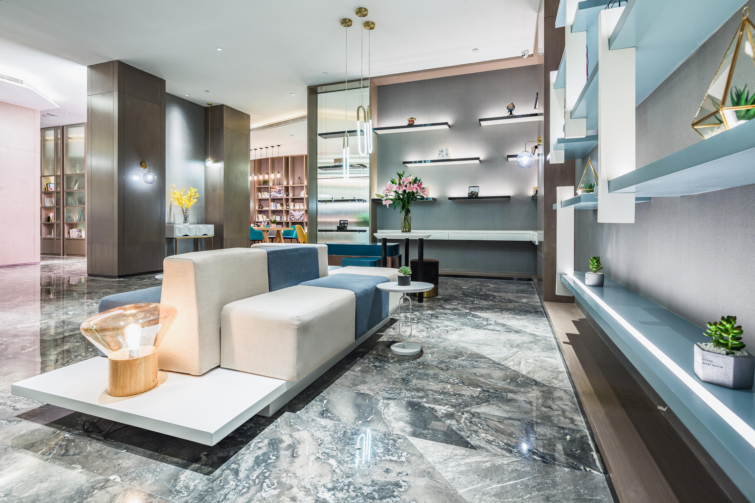 济南山东大学解放路亚朵轻居酒店