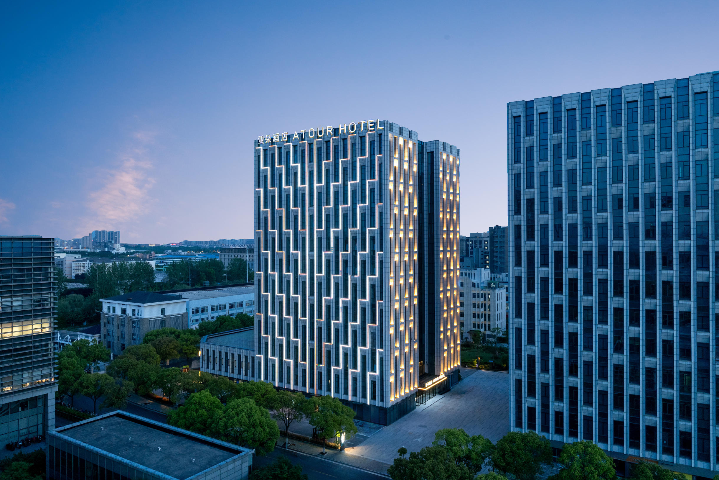 上海青浦工业园亚朵酒店