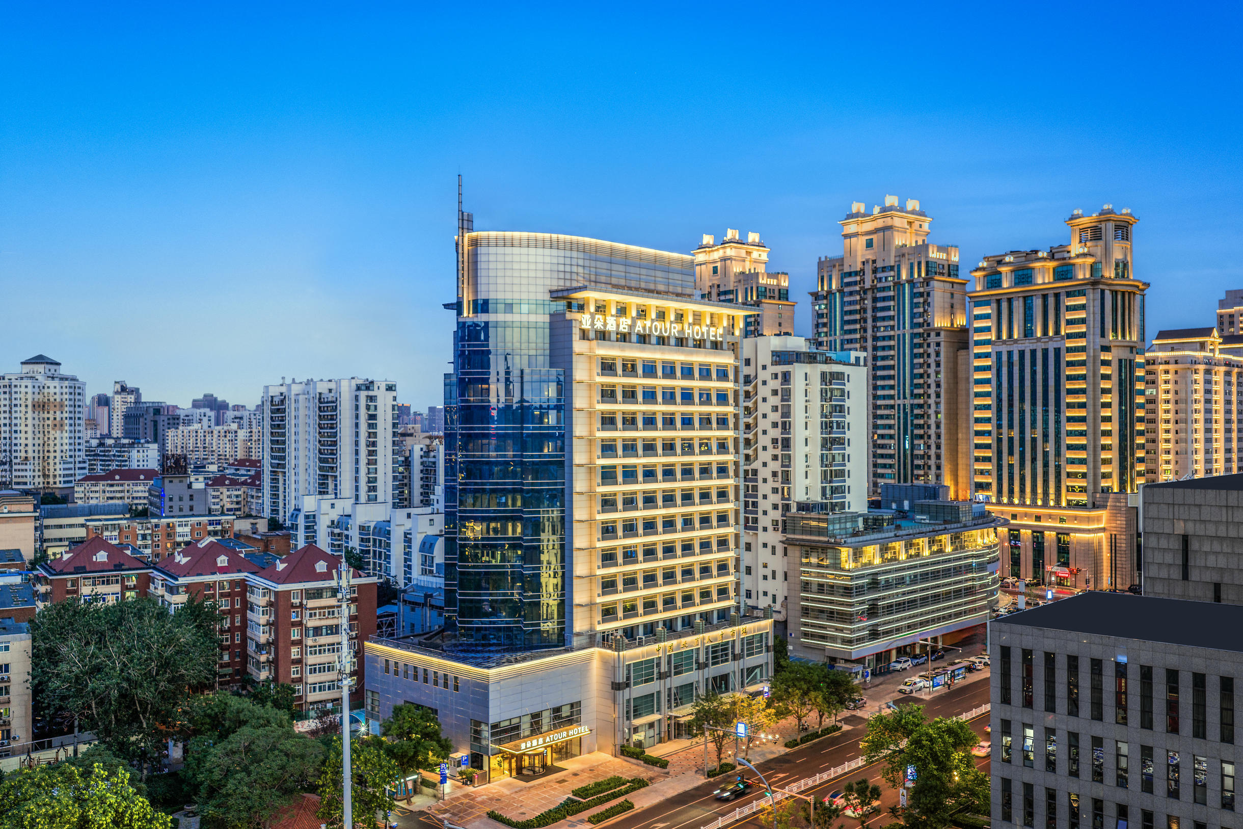 天津五大道友谊北路亚朵酒店