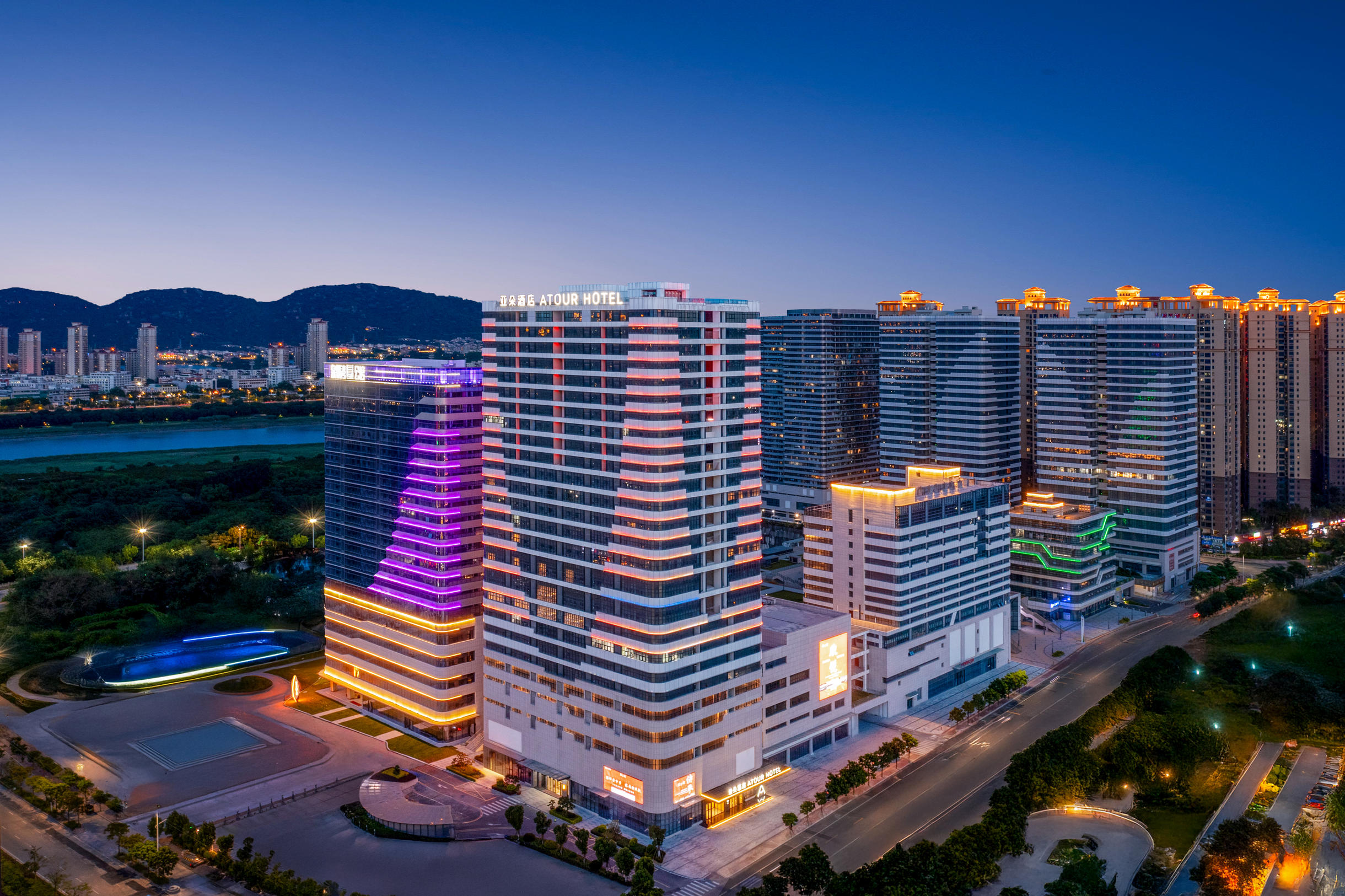 泉州鲤城滨江城市广场亚朵酒店