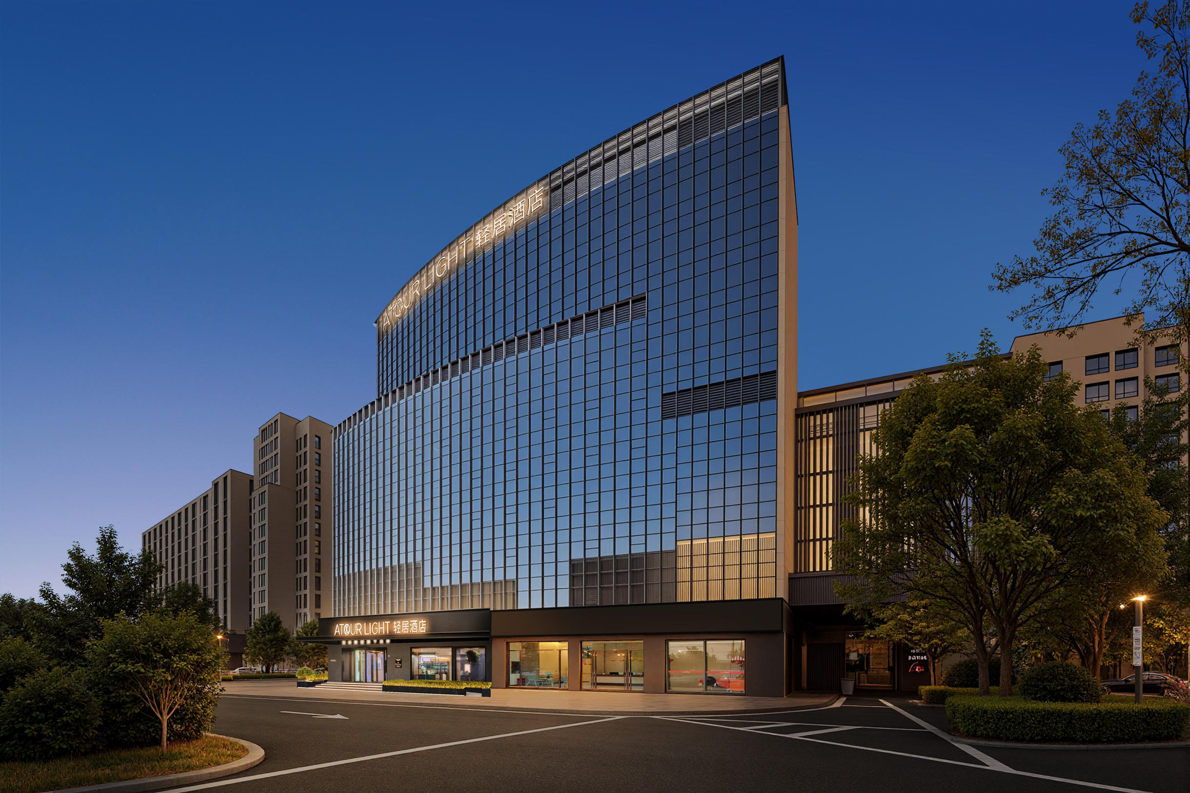 上海漕河泾漕宝路轻居酒店